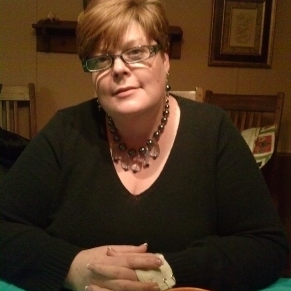 Meet your Posher, Lynette - Picture 4 of 5